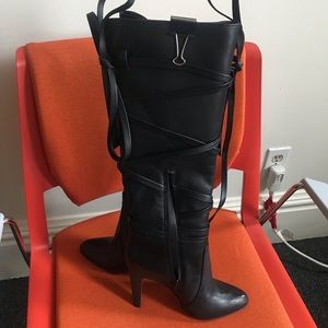 VINCE CAMUTO BOOTS BRAND NEW!
